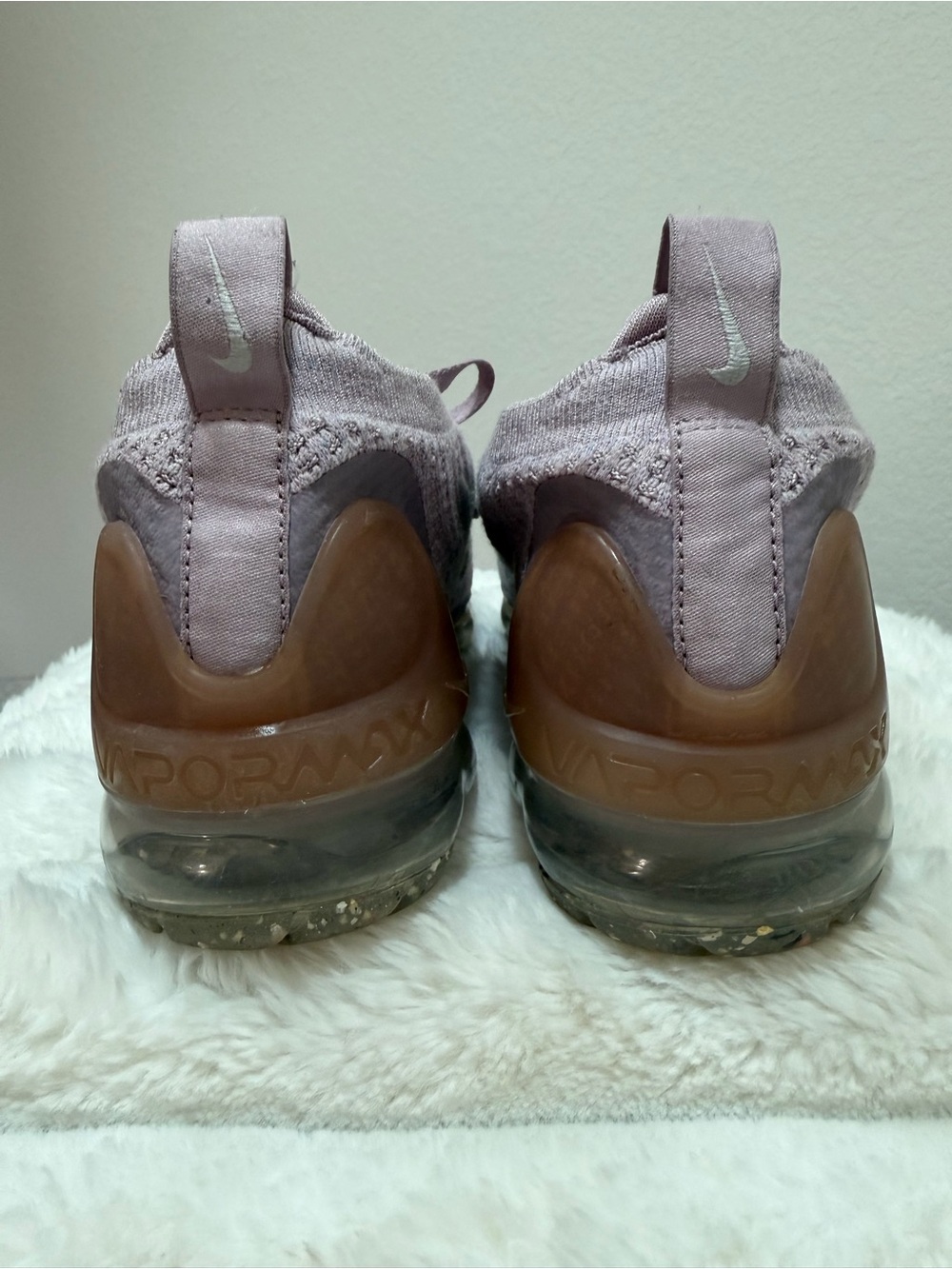 Nike Kids VaporMax Flyknit Sneakers in Dusty Rose and Brown